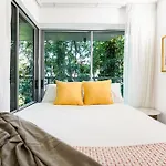 Hotel Drift 4204 Beachfront Accomodation