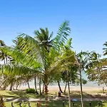 Alassio Beachfront Apartments Palm Cove