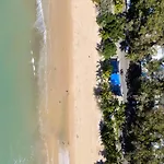 Beach Club Luxury Apartment With Rooftop Spa