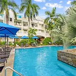 Beach Club Luxury Apartment With Rooftop Spa