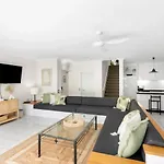 Alamanda Suite 43 Beachfront Accomodation
