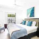 Beach Club Luxury Spa Studio