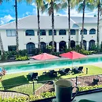 Resort Apartment In Palm Cove