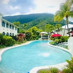 Resort Apartment In Palm Cove