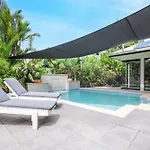 Villa Blue - Coastal Family Escape