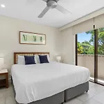 Temple 304 Modern Spacious Palm Cove Resort