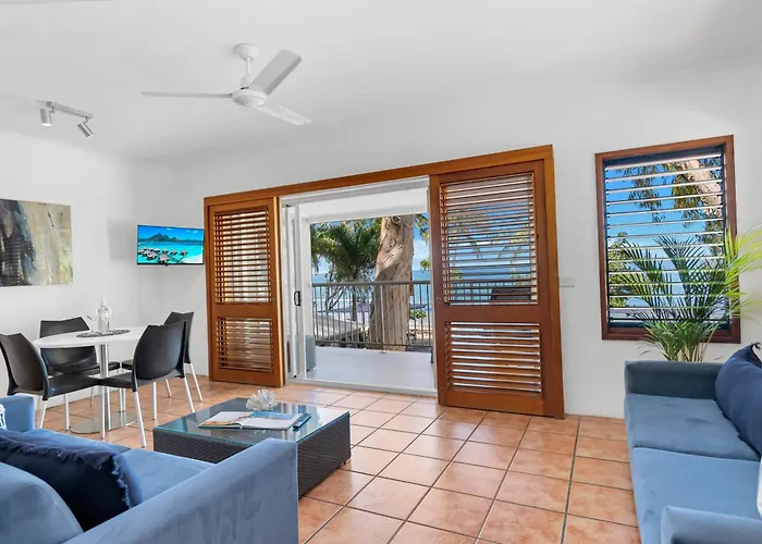 \'Beachfront Bliss\' Paradise At Palm Cove