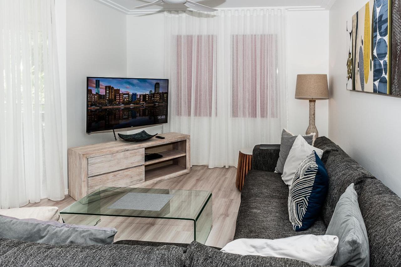 Aparthotel Oasis At