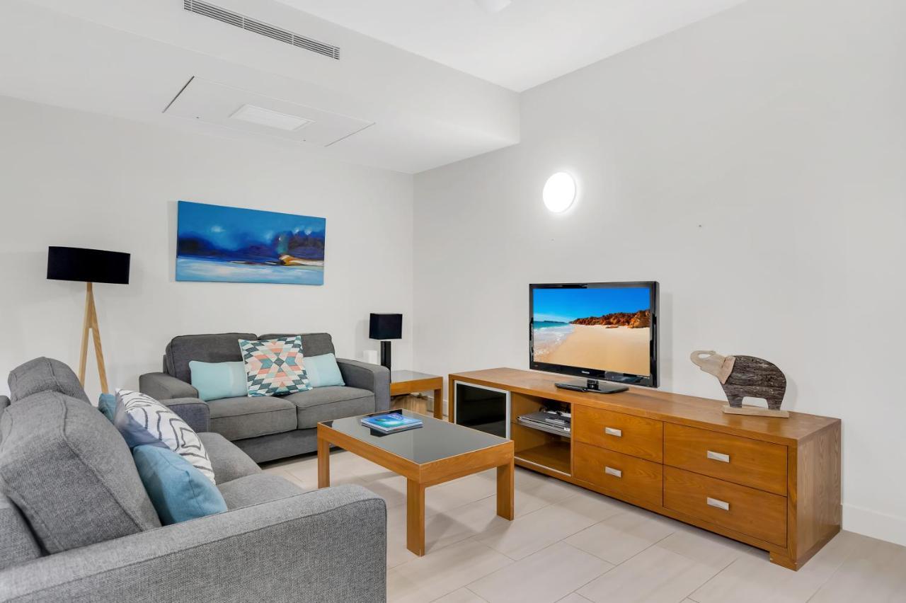 Elysium Private At The Drift Apartment