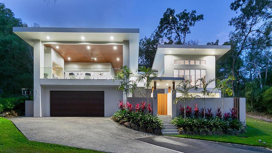 Holiday home Canopy Views House With Heated Pool Palm Cove