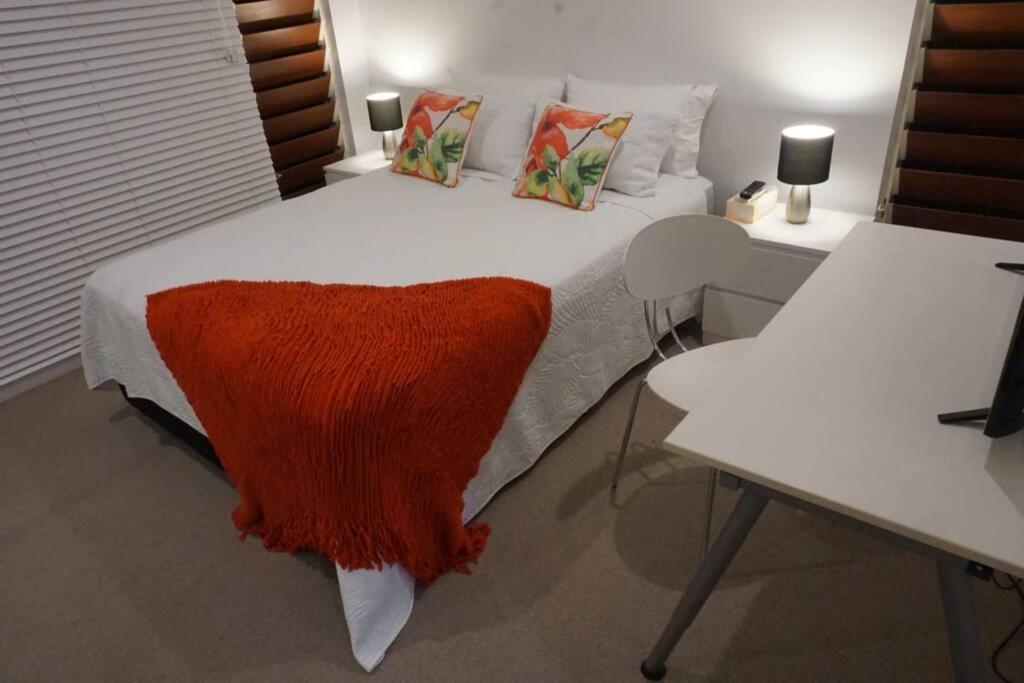 Villa At Seclusion Pavilions! Palm Cove