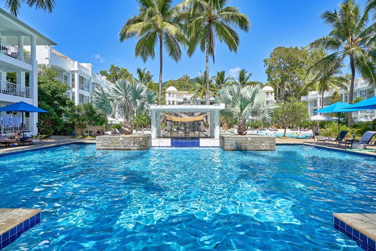 Oceanfront Penthouse Club * Palm Cove