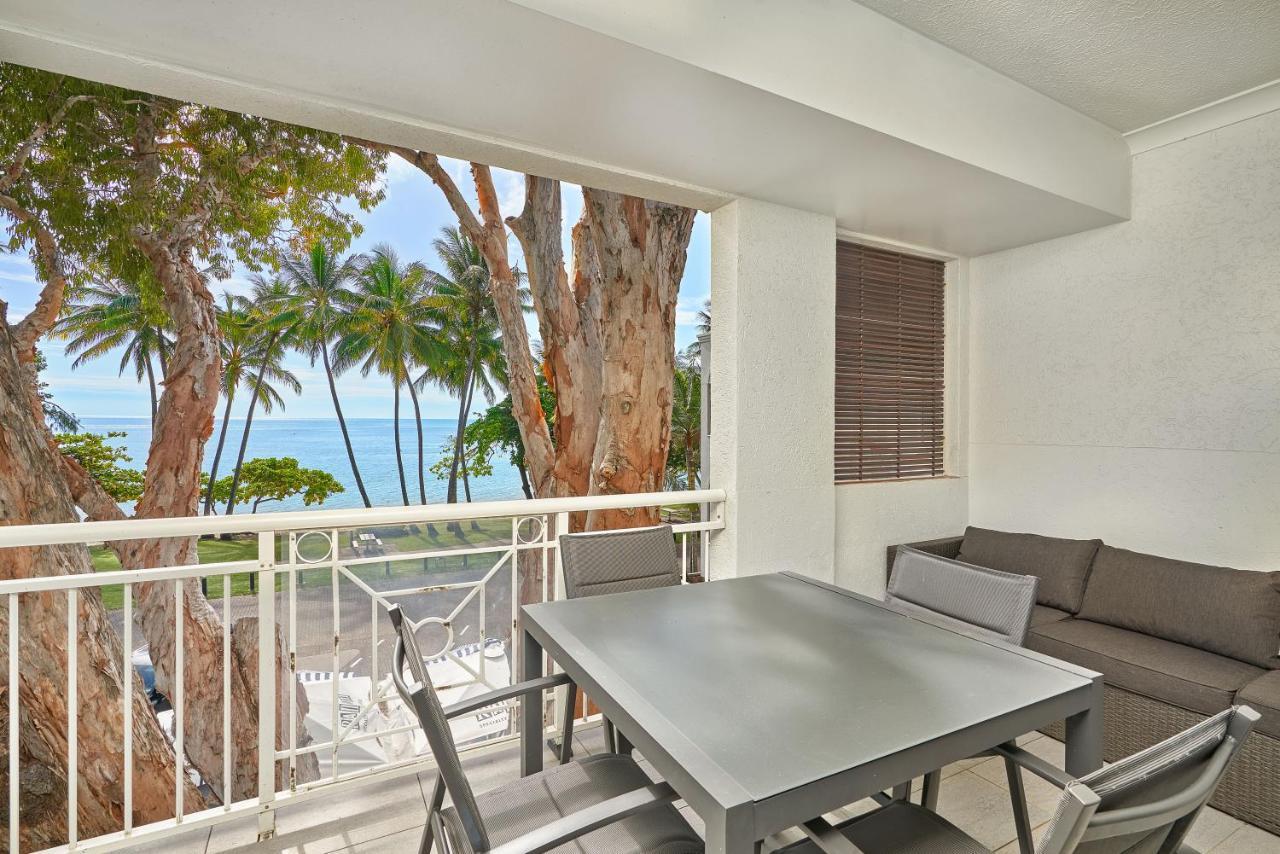Alassio Beachfront Apartment *