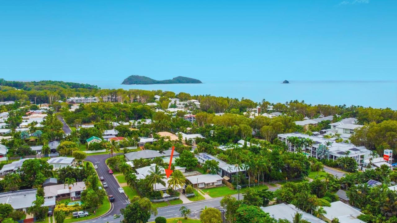 Sweet Creek Cottage, Palm Cove, 200m To Beach, Heated Pool, Pets Holiday home