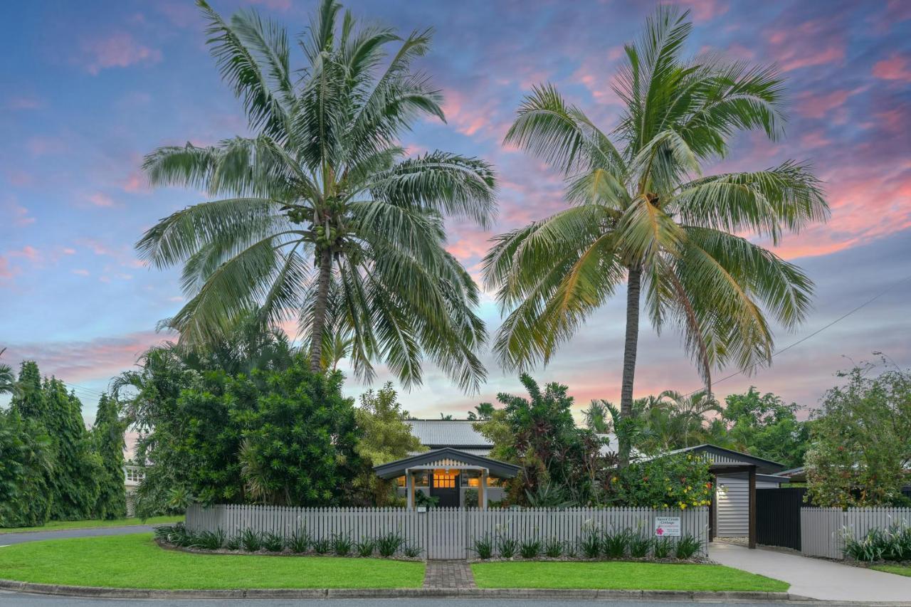 Sweet Creek Cottage, Palm Cove, 200m To Beach, Heated Pool, Pets * Palm Cove