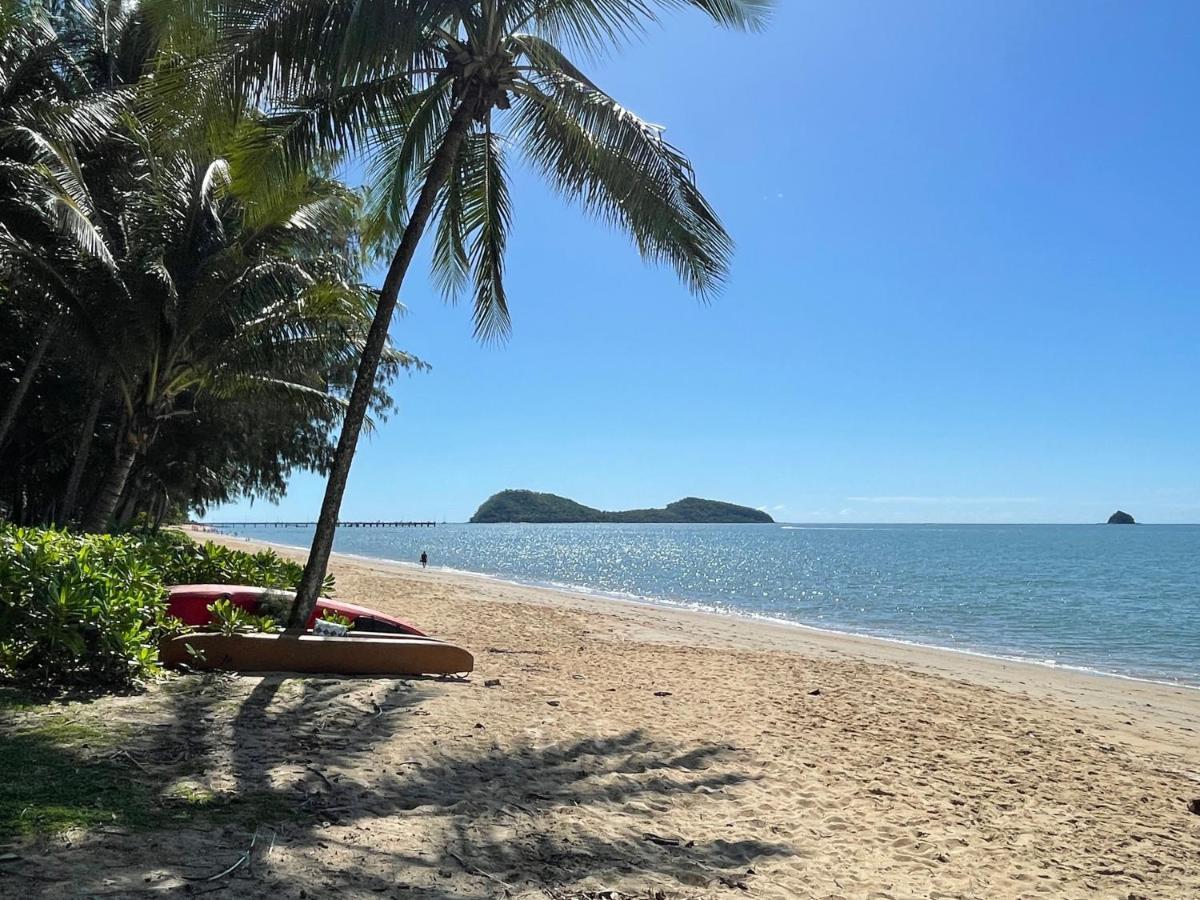 Sweet Creek Cottage, Palm Cove, 200m To Beach, Heated Pool, Pets Palm Cove
