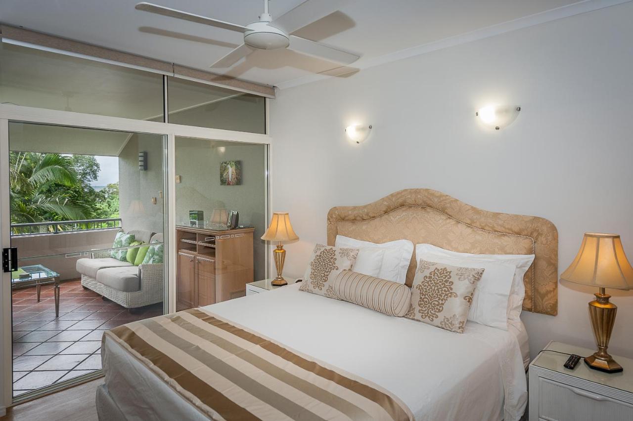 Oasis At Aparthotel 4*