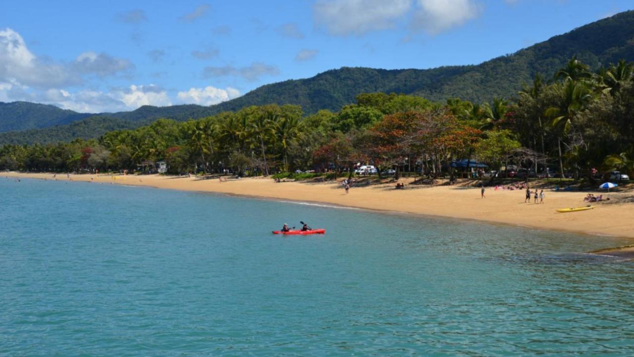 White - * Palm Cove