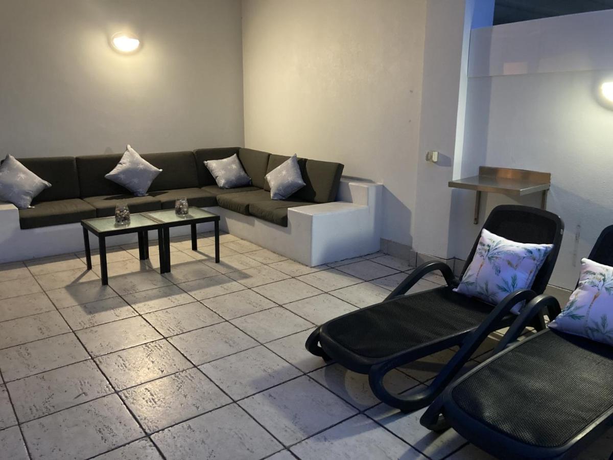 Peppers Club Luxurious 2 Bedroom Rooftop Terrace Apartment