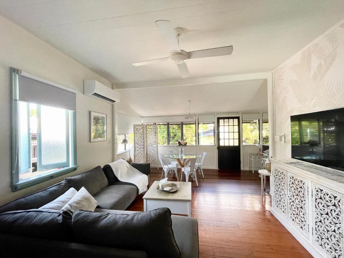 Holiday home Sweet Creek Cottage, Palm Cove, 200m To Beach, Heated Pool, Pets
