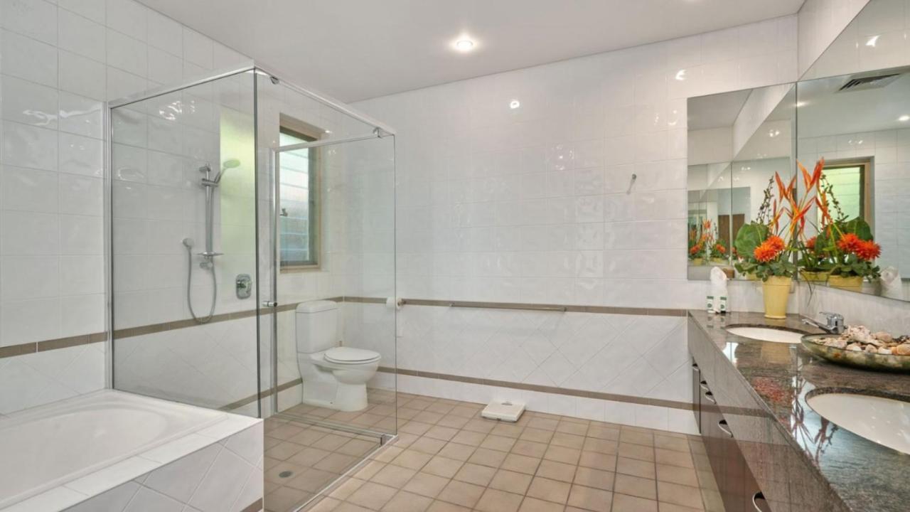 Holiday home Sweeping Views Palm Cove