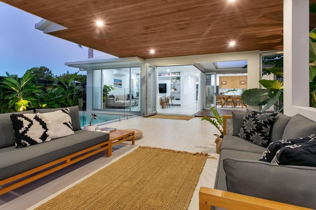 Belle Escapes 94 Cascade Luxury Holiday home Palm Cove