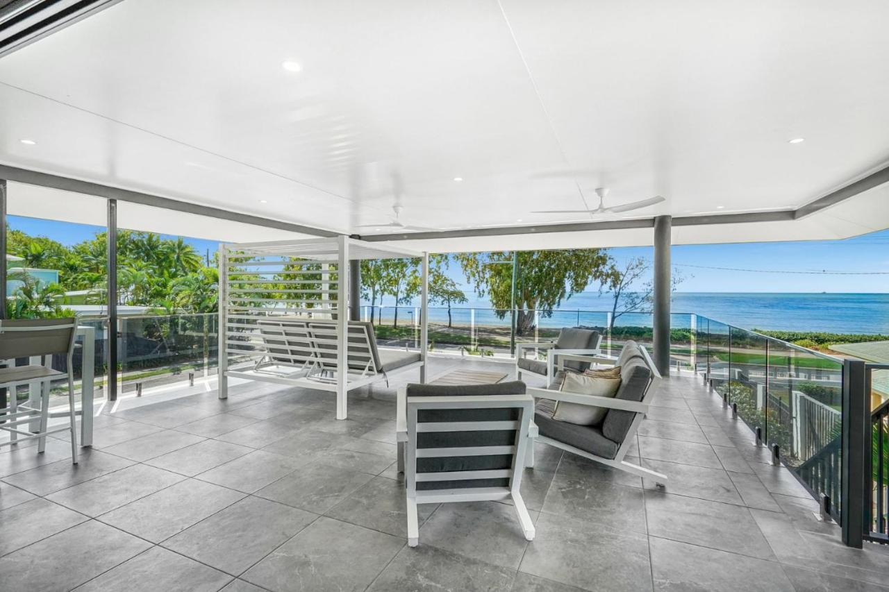 Holiday home Belle Escapes Beachfront Luxury 53 Arlington Clifton Palm Cove
