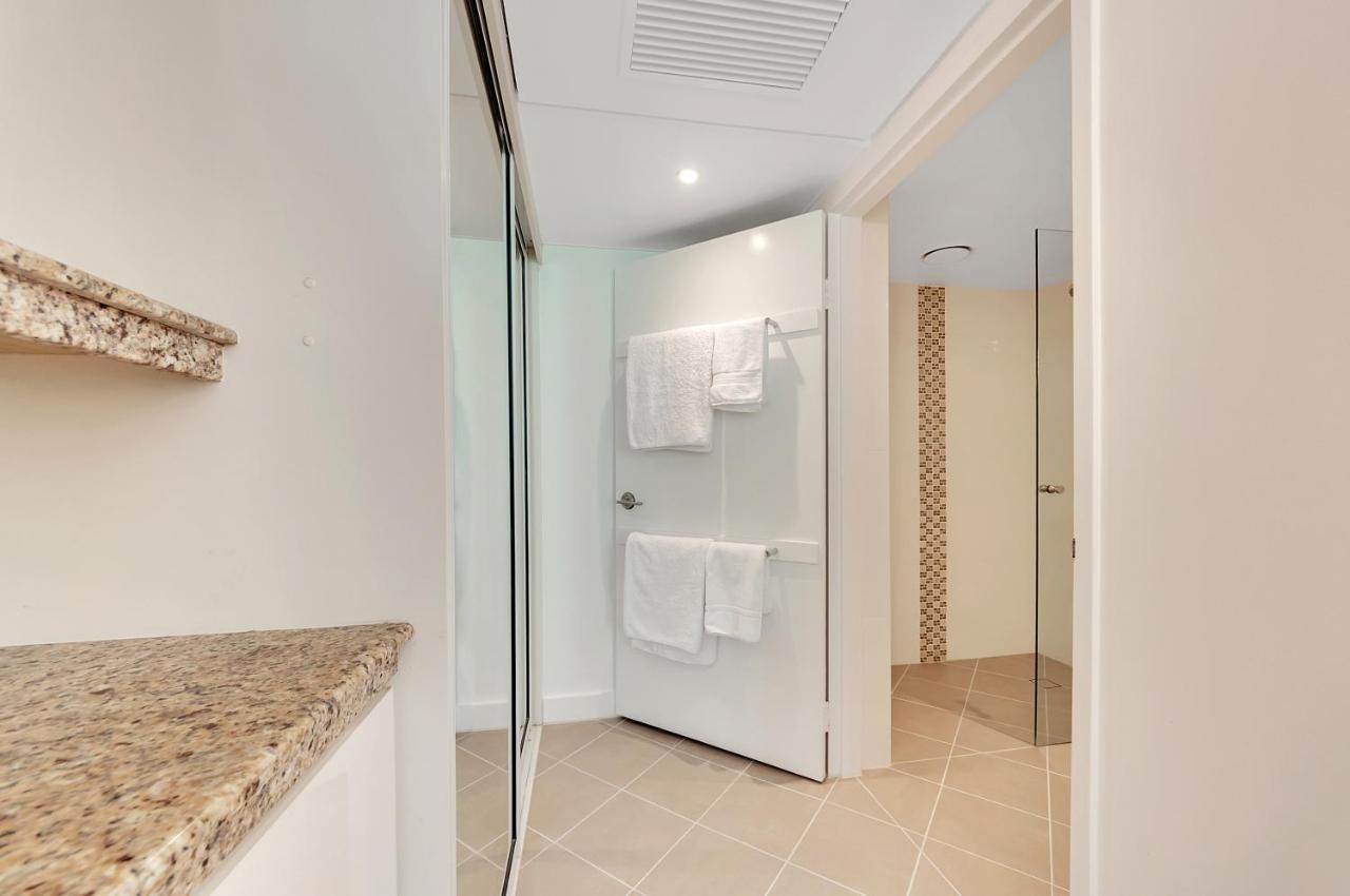 Apartment Drift Palm Cove- Private 2 Bed -apartment 2204 *