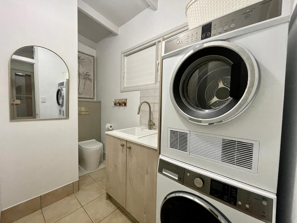 Sweet Creek Cottage, Palm Cove, 200m To Beach, Heated Pool, Pets *