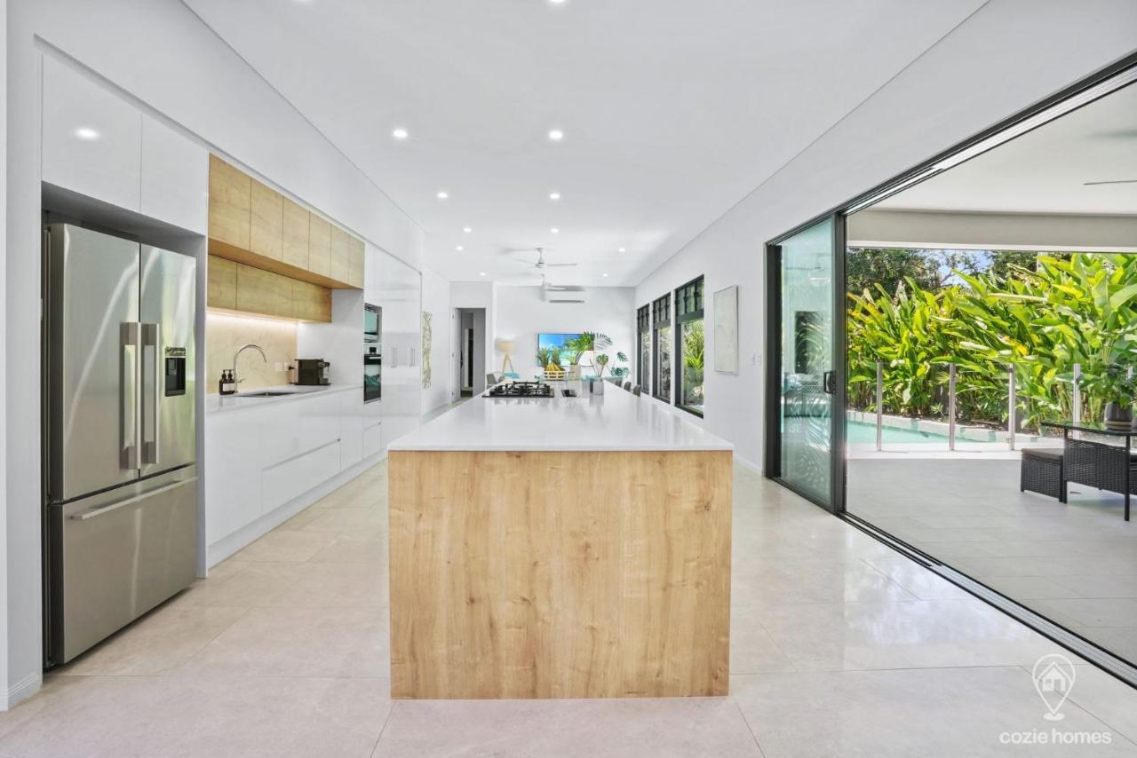 House Heliconia - Luxury Living In Holiday home Palm Cove