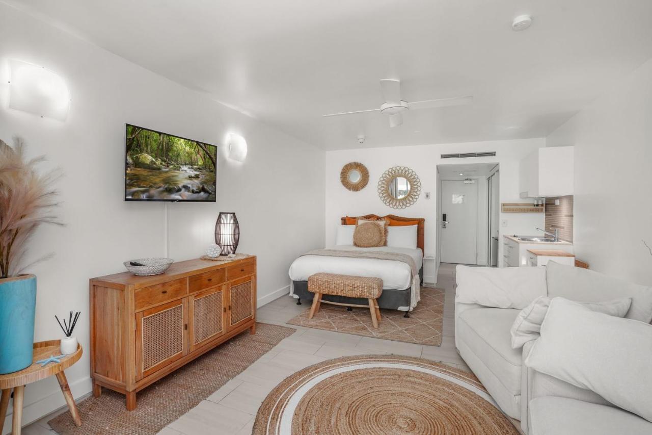 Belle Escapes Drift Beachfront 3409 Apartment Palm Cove