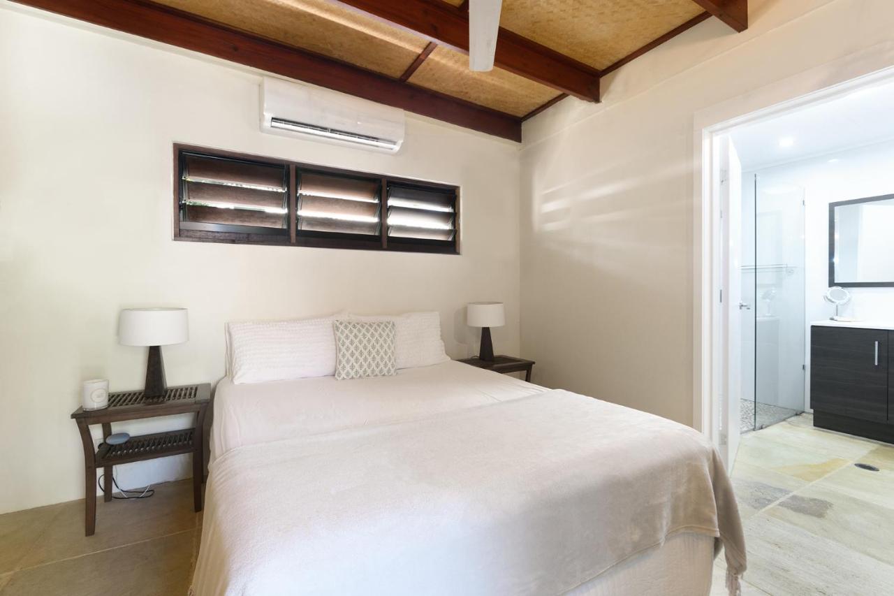 Talpa - An Idyllic Indoor-outdoor Oasis Villa