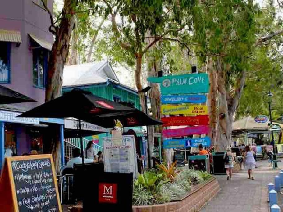 Mojo's Salt & Pepper * 500m To Beach* Pets Palm Cove