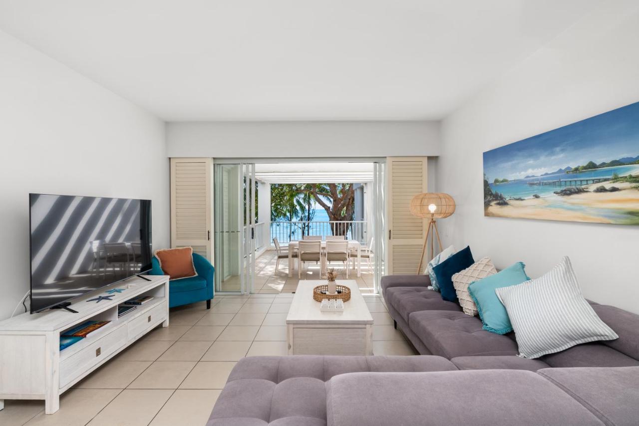 Oceanfront Penthouse Club *