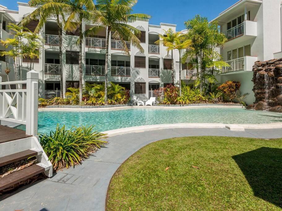 The Palms Retreat - Alassio Beachfront * Palm Cove