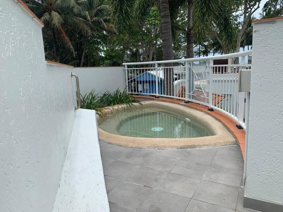Apartment The Palms Retreat - Alassio Beachfront Palm Cove
