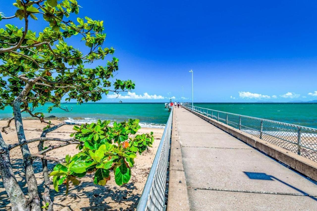 Oasis 8 At