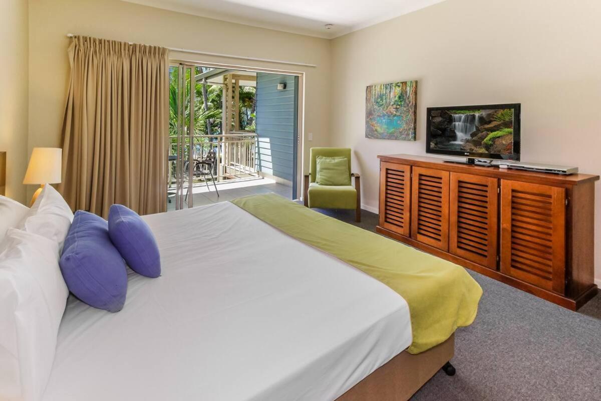 Amphora Private Apartment Palm Cove