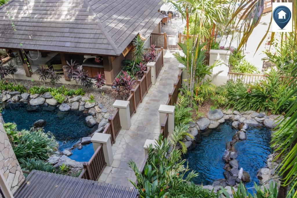 Sea Temple Aparthotel 5*