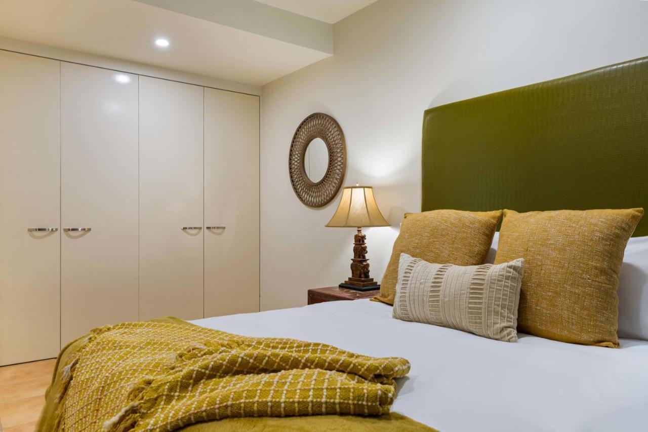 The Sub Penthouse At Santai Apartment