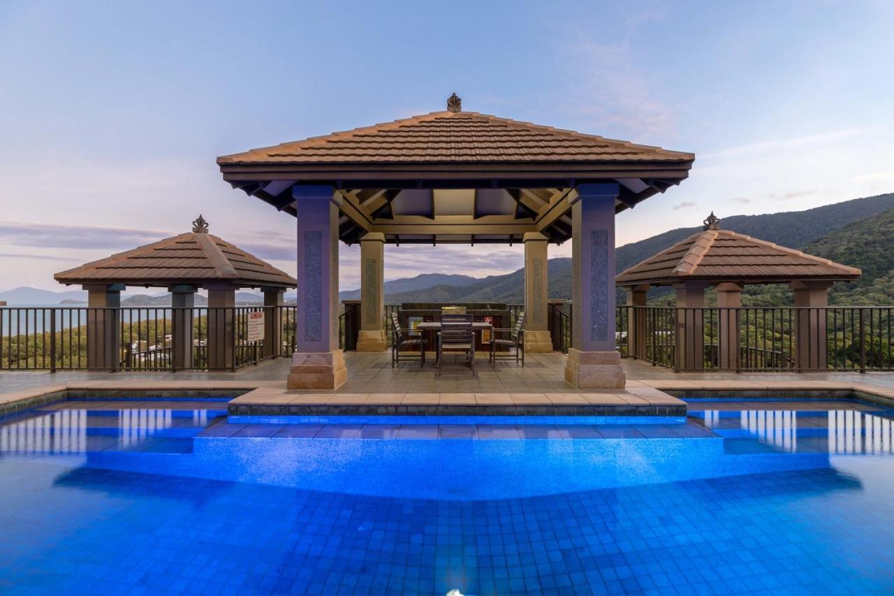 Apartment The Sub Penthouse At Santai Palm Cove