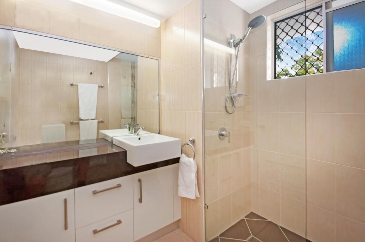 2 Bedroom Red Cowrie * Palm Cove