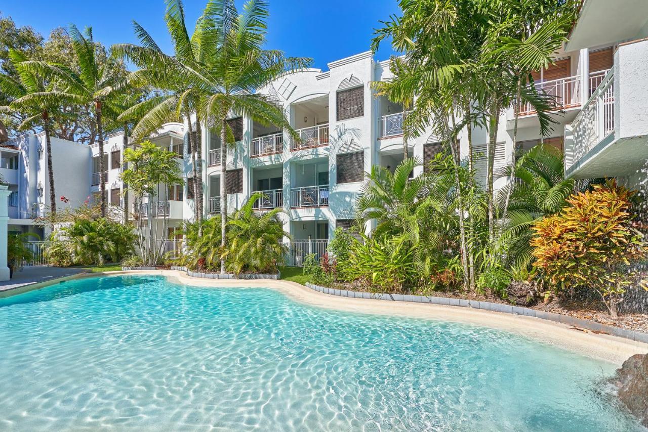 Apartment Alassio Beachfront Palm Cove