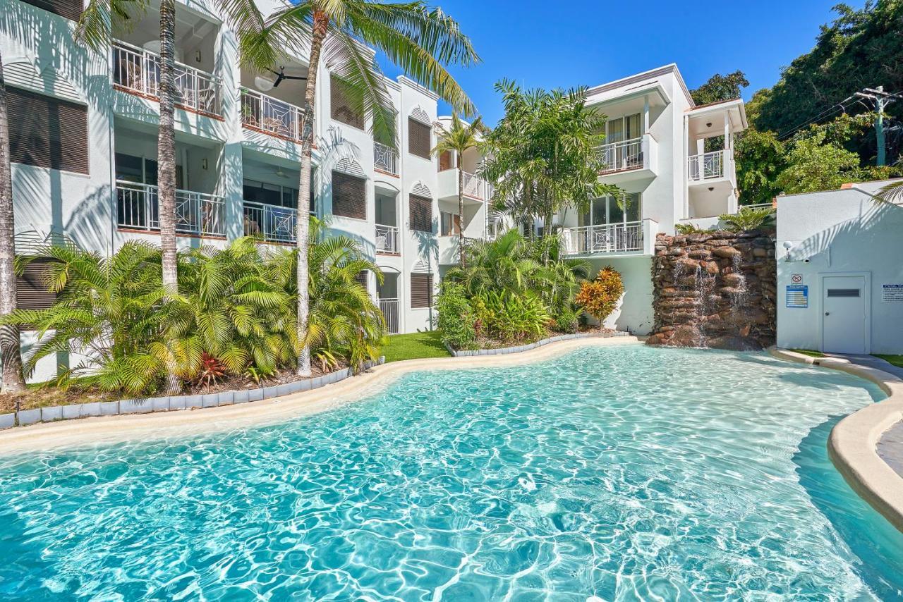 Alassio With Direct Pool Access *