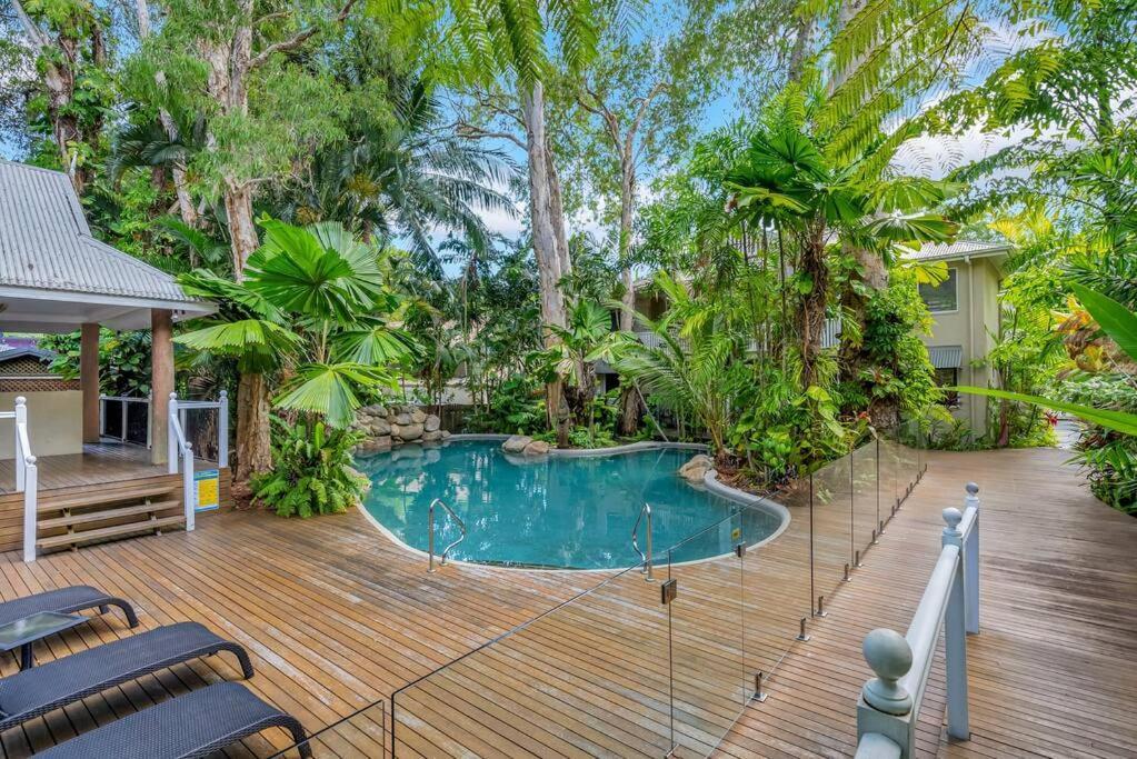 Triton's Retreat Palm Cove
