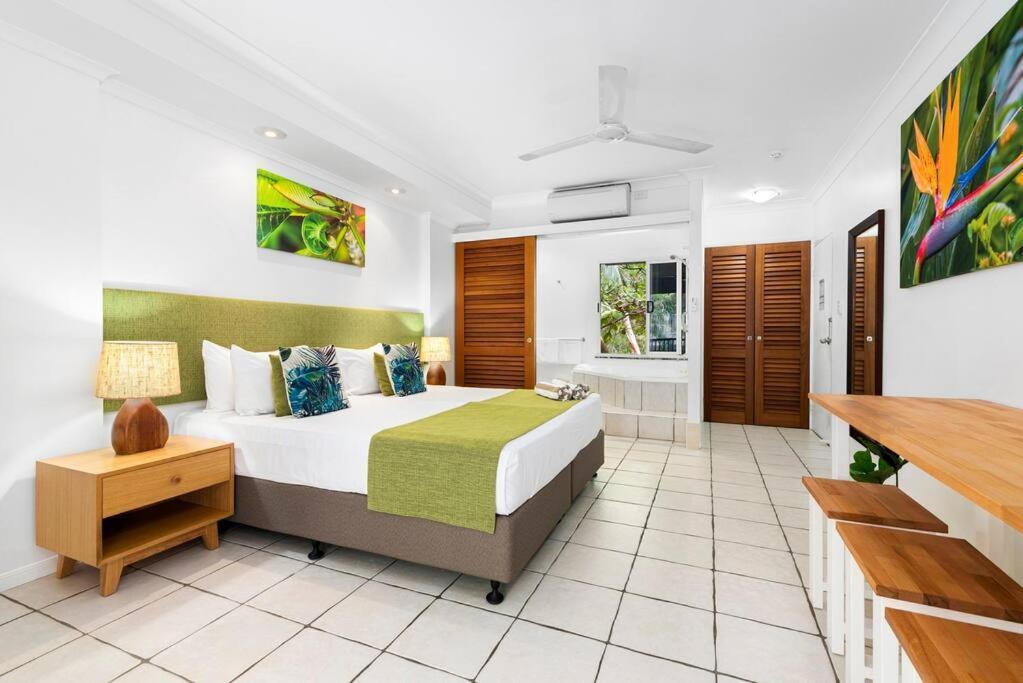 Treetop Retreat Apartment Palm Cove