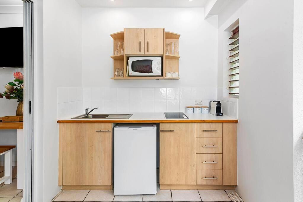 Apartment Treetop Retreat Palm Cove
