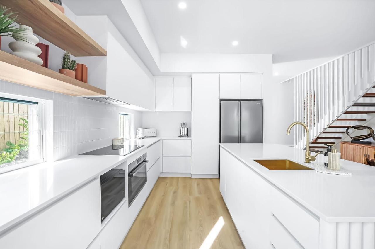 The Santana Collection Two - Luxury In The Heart Of *