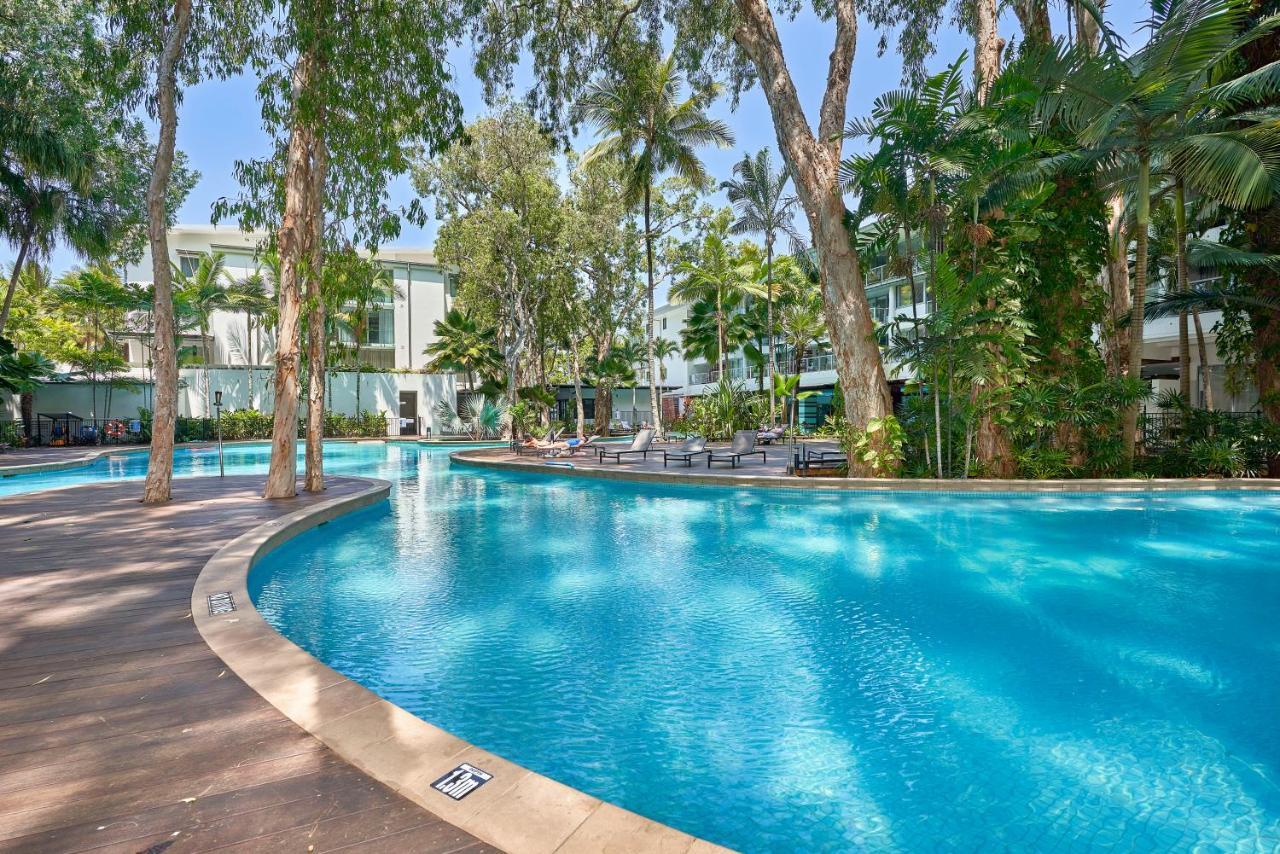 Apartment Luxury 2 Bed Unit, Pool & Ocean Views From Third Floor Palm Cove