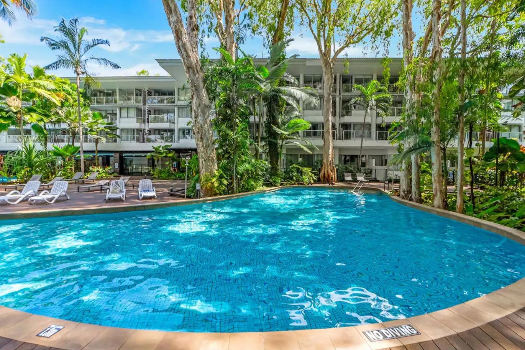 Apartment Beachside - Pool And Garden Views *